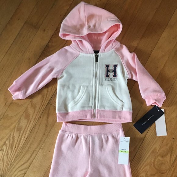 tommy hilfiger sweat suit